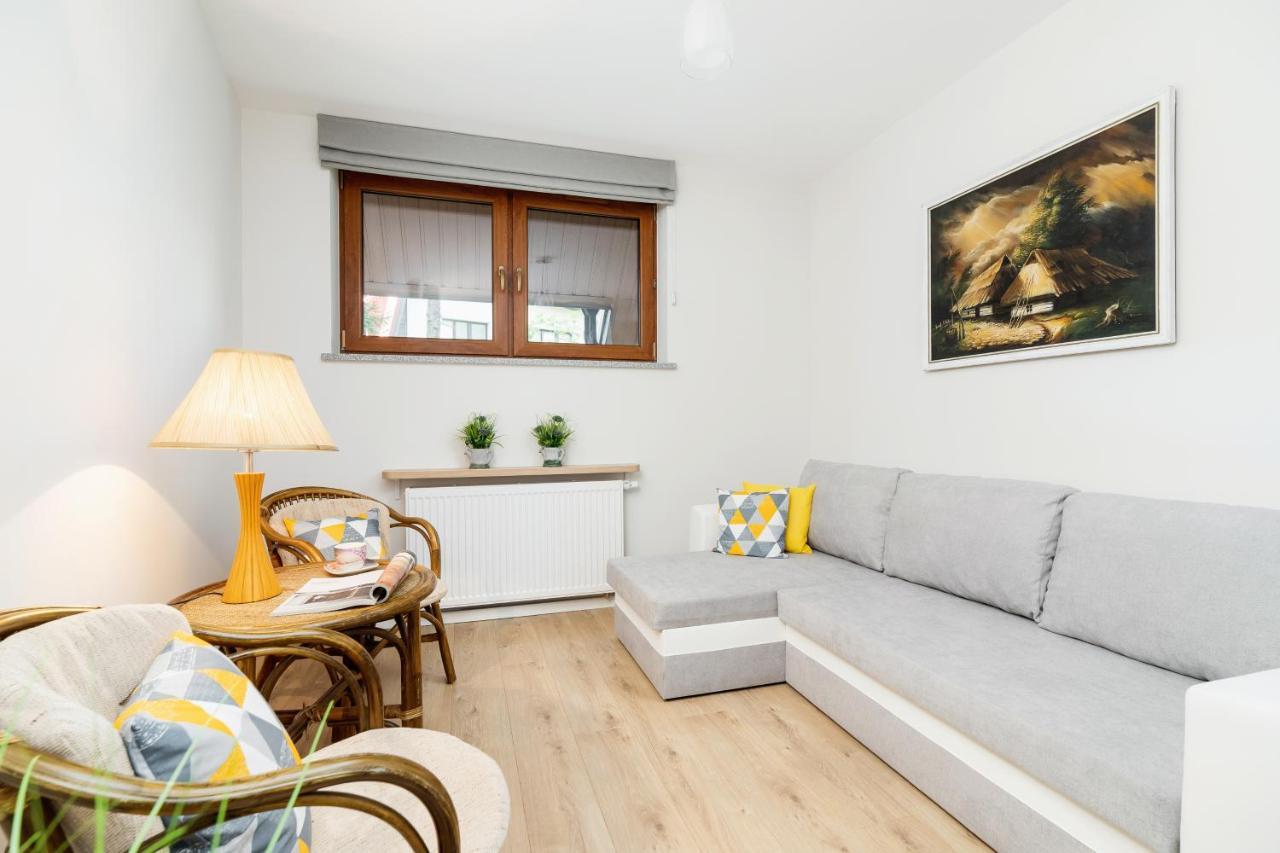 Bogdanskiego By Renters Apartmán