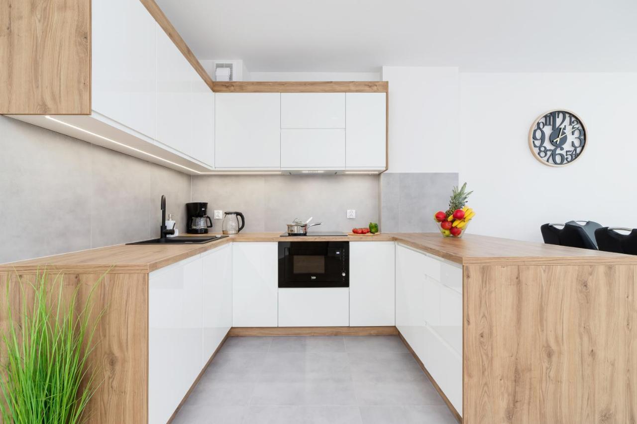 Bogdanskiego By Renters *